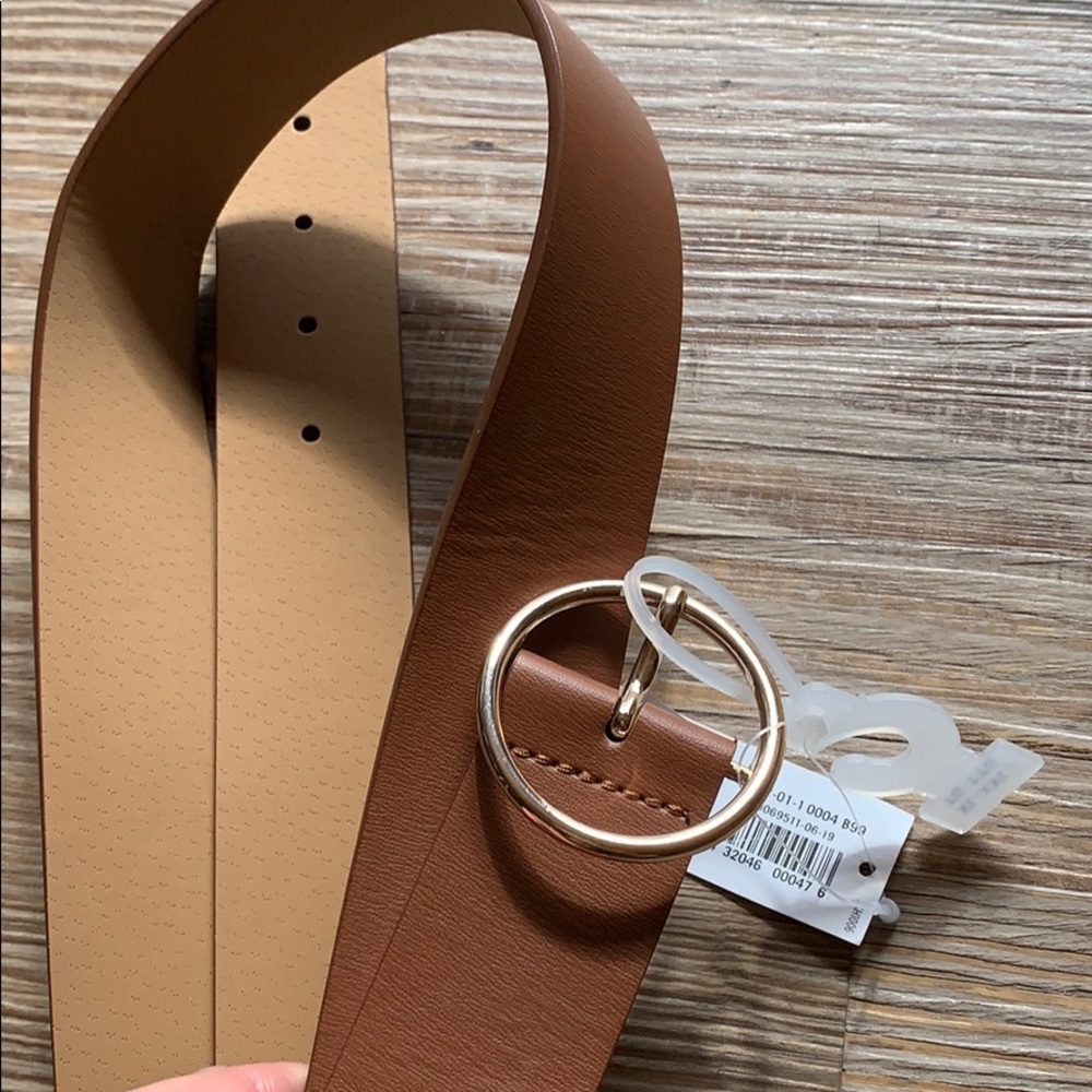 Old Navy Women’s Cognac Belt